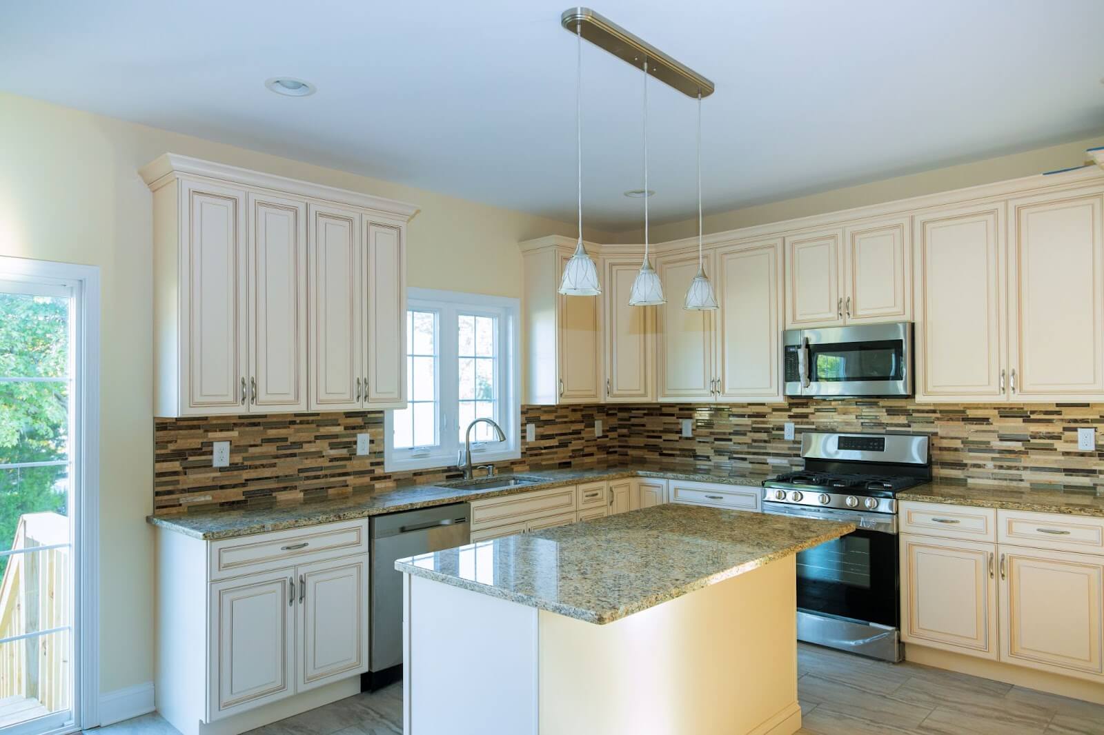 Modern custom cabinetry with granite counters in a sleek Utah kitchen
